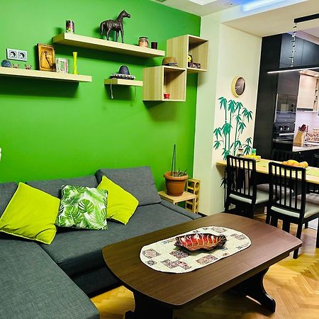 Appartamento Luxury Oasis In Absolute Center Of Sofia Esterno foto