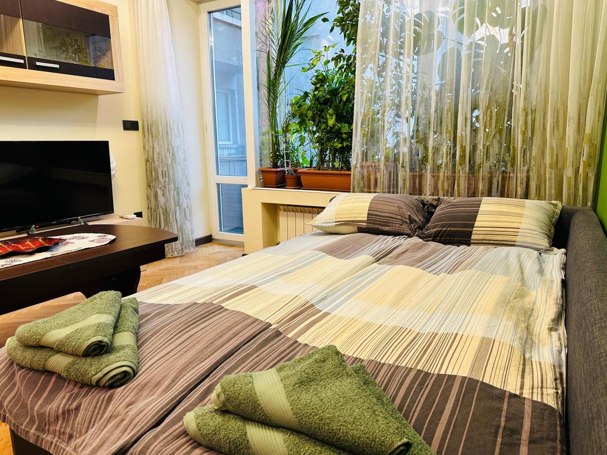 Appartamento Luxury Oasis In Absolute Center Of Sofia Esterno foto